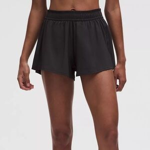 NWT Lululemon Pace Crush High-Rise Short 2.5" in Black